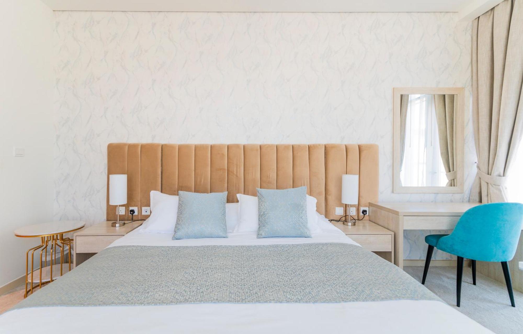 Studio With Private Beach Access At Palm Jumeirah Dubai Exteriör bild