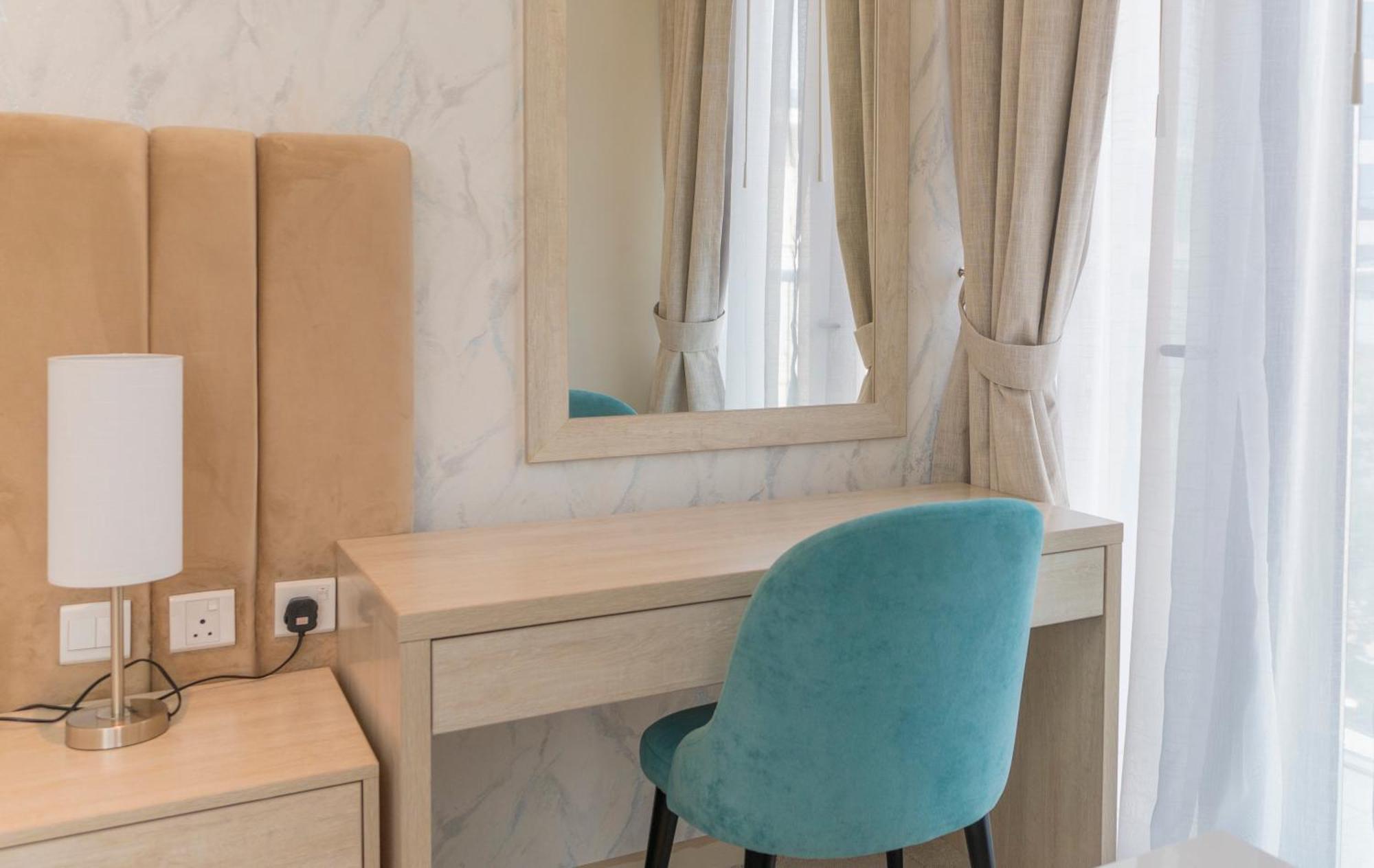 Studio With Private Beach Access At Palm Jumeirah Dubai Exteriör bild