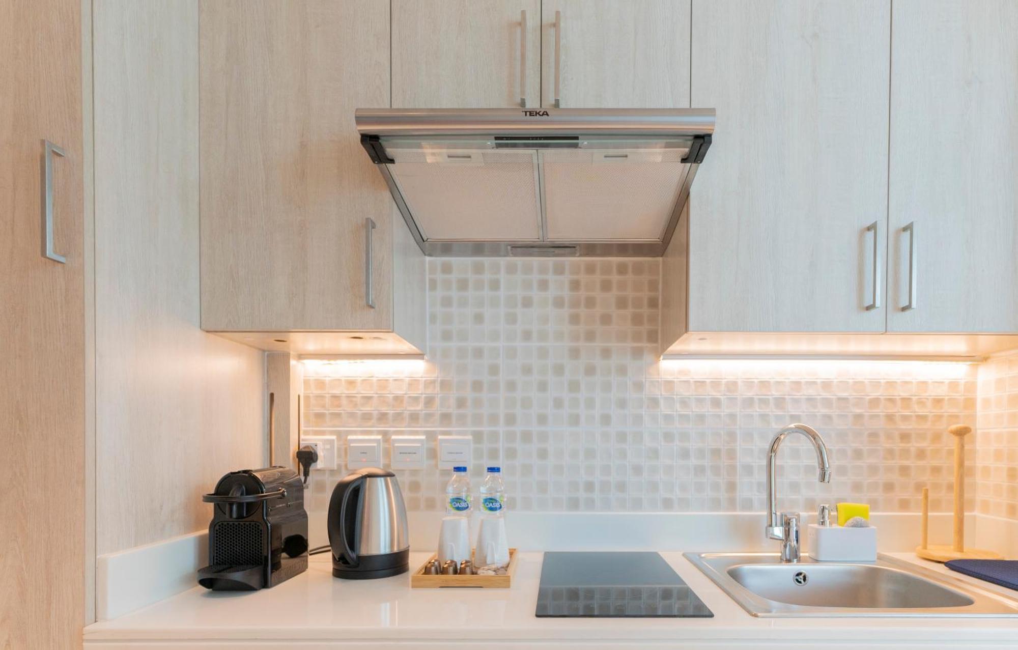 Studio With Private Beach Access At Palm Jumeirah Dubai Exteriör bild