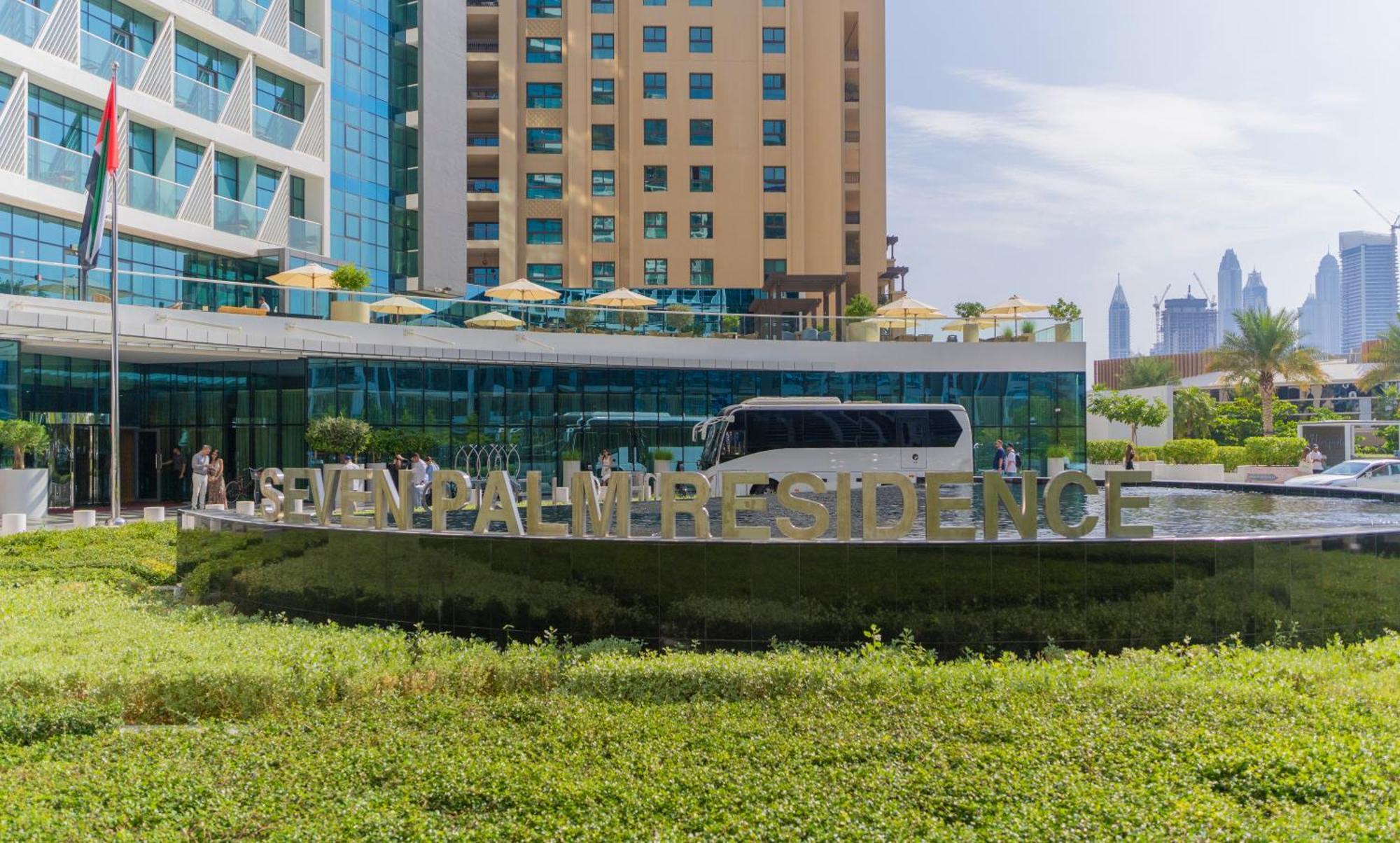 Studio With Private Beach Access At Palm Jumeirah Dubai Exteriör bild